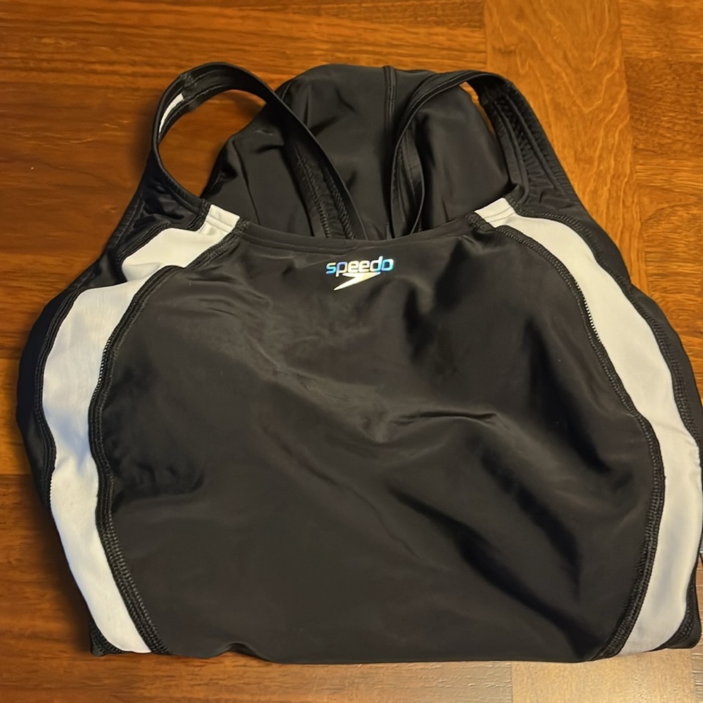 Speedo Black and White One Piece Swimsuit Athletic Performance, size 10 woman - Picture 7 of 10